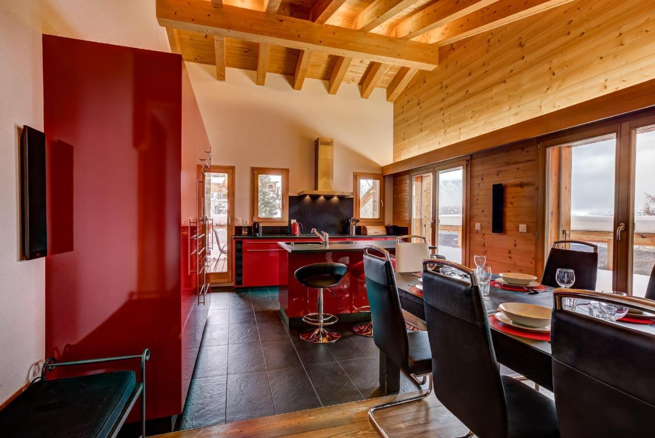 Chalet Flocon De Neige - Jacuzzi - Sauna La Tzoumaz Esterno foto